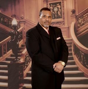 Meet your Posher, Eric